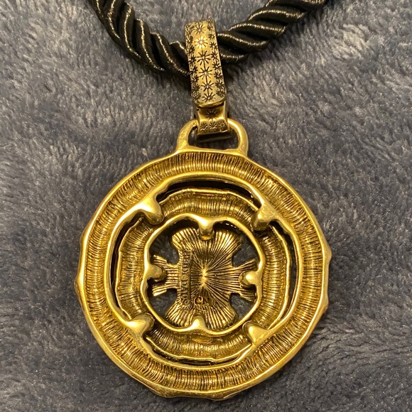 Heidi Daus Gold and Black Necklace with Turquoise Gem - Picture 5 of 8